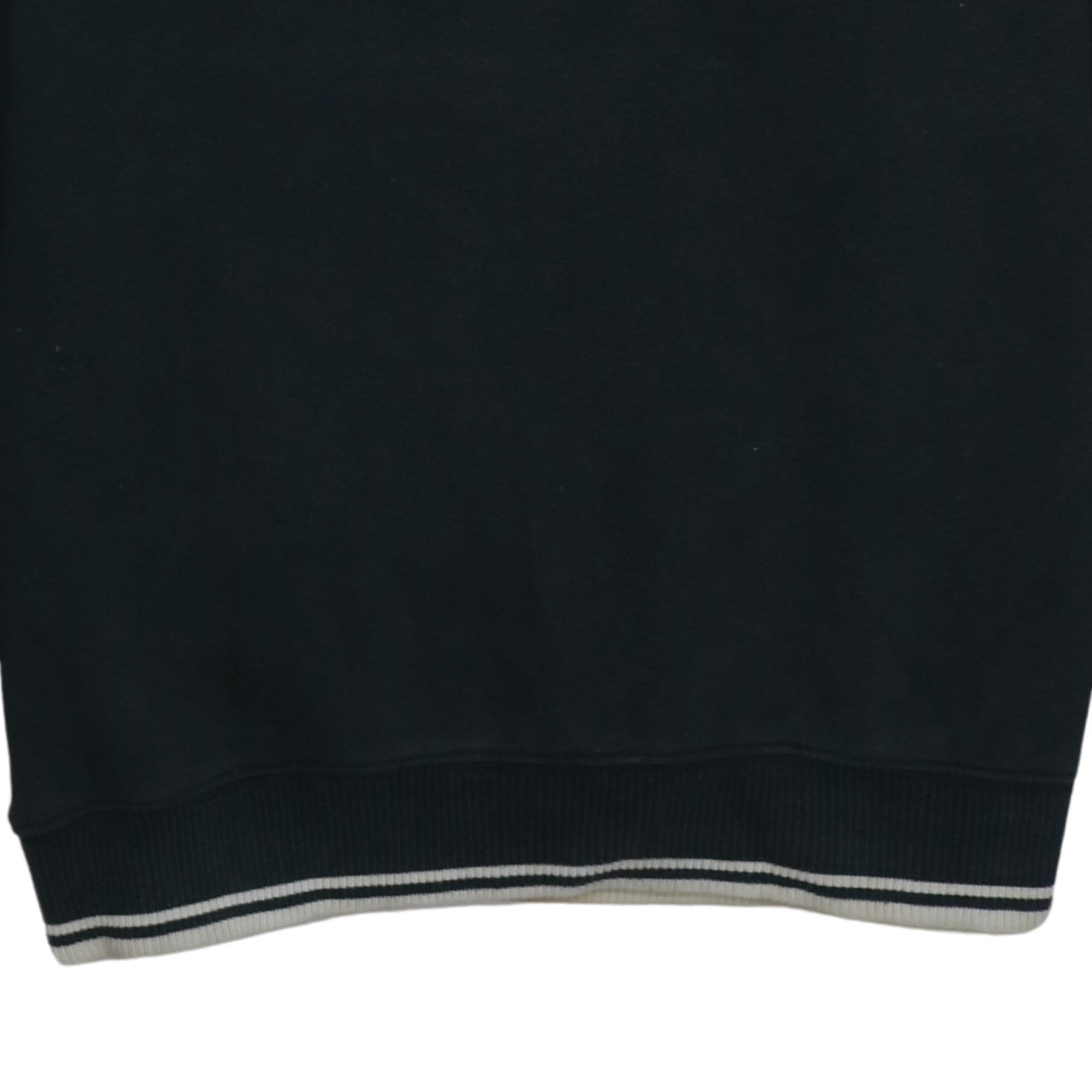 Nike Boys Black XL Pullover Fleece Hoodie with Logo Detail