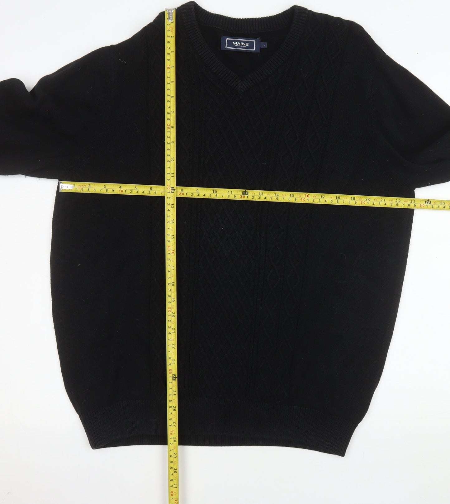 Maine New England Men’s Black Cotton V-Neck Pullover Sweater Size L