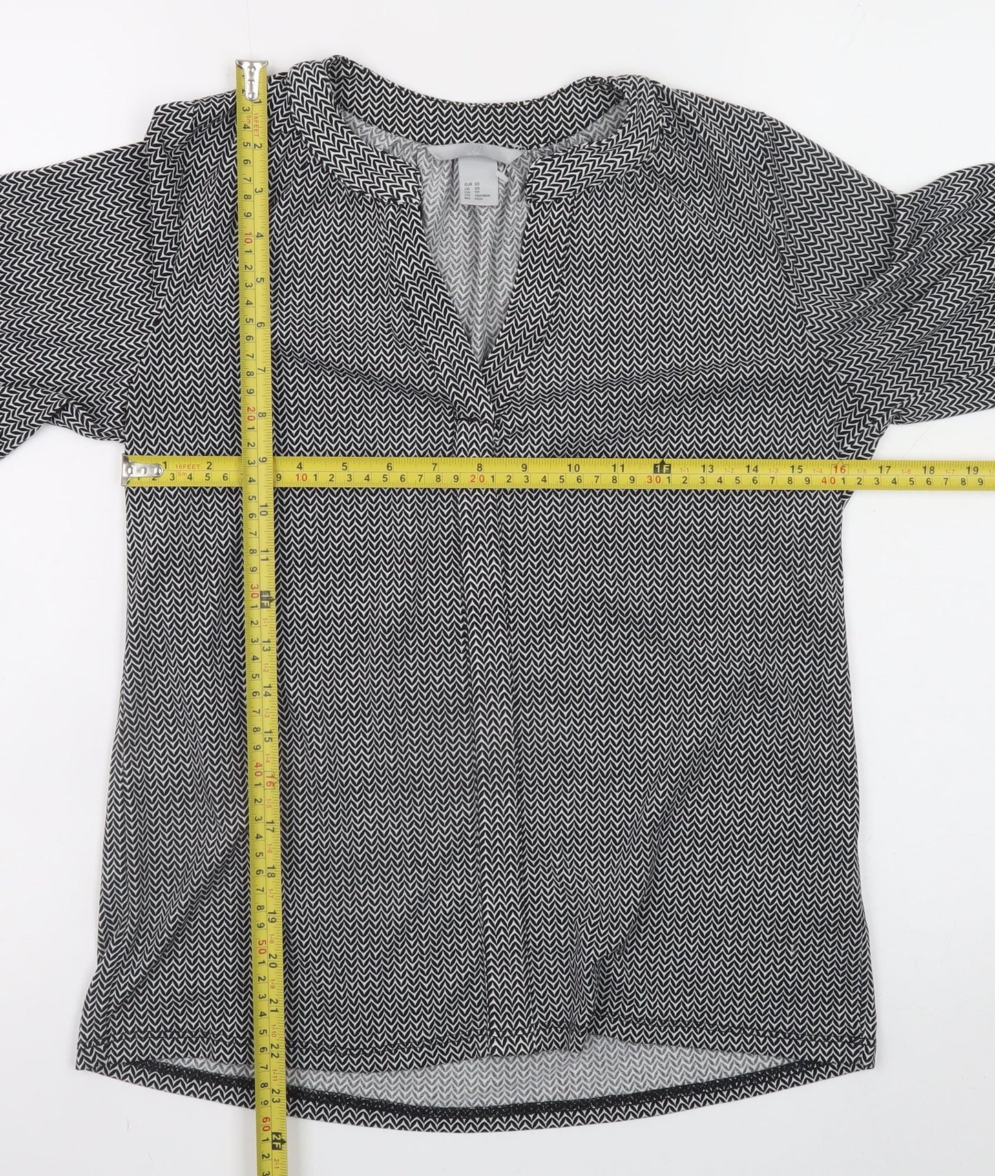 H&M Womens Black Geometric Tunic Blouse Size XS Long Sleeve