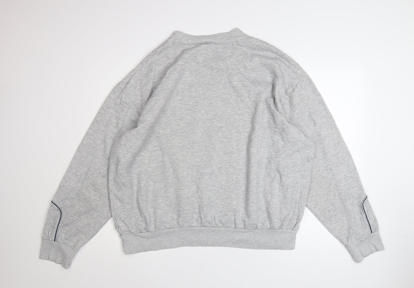 Umbro Men’s Grey XXL Pullover Sweatshirt Crew Neck Logo Sportswear