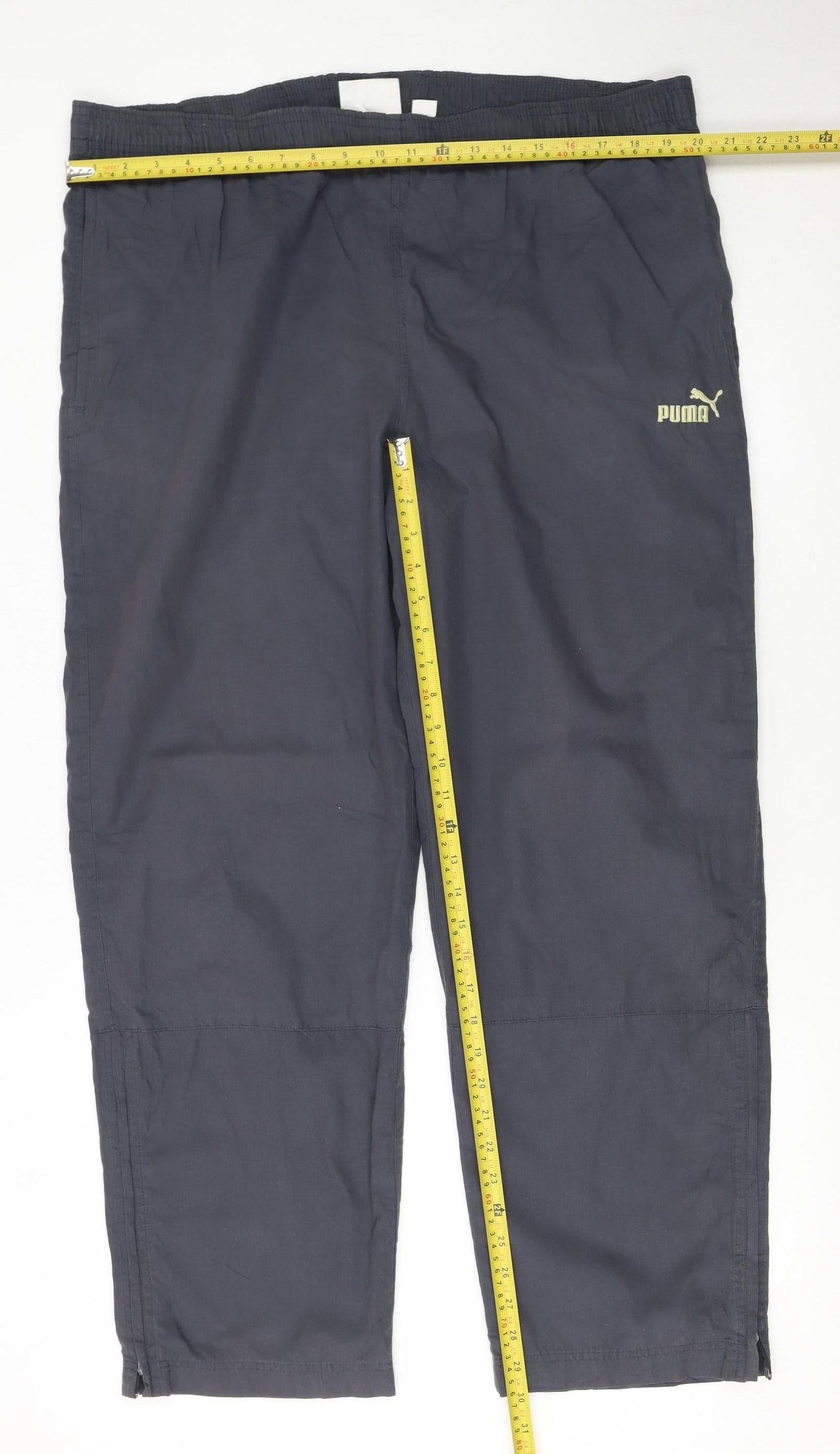 Puma Men's Black Jogger Trousers L Lightweight Casual