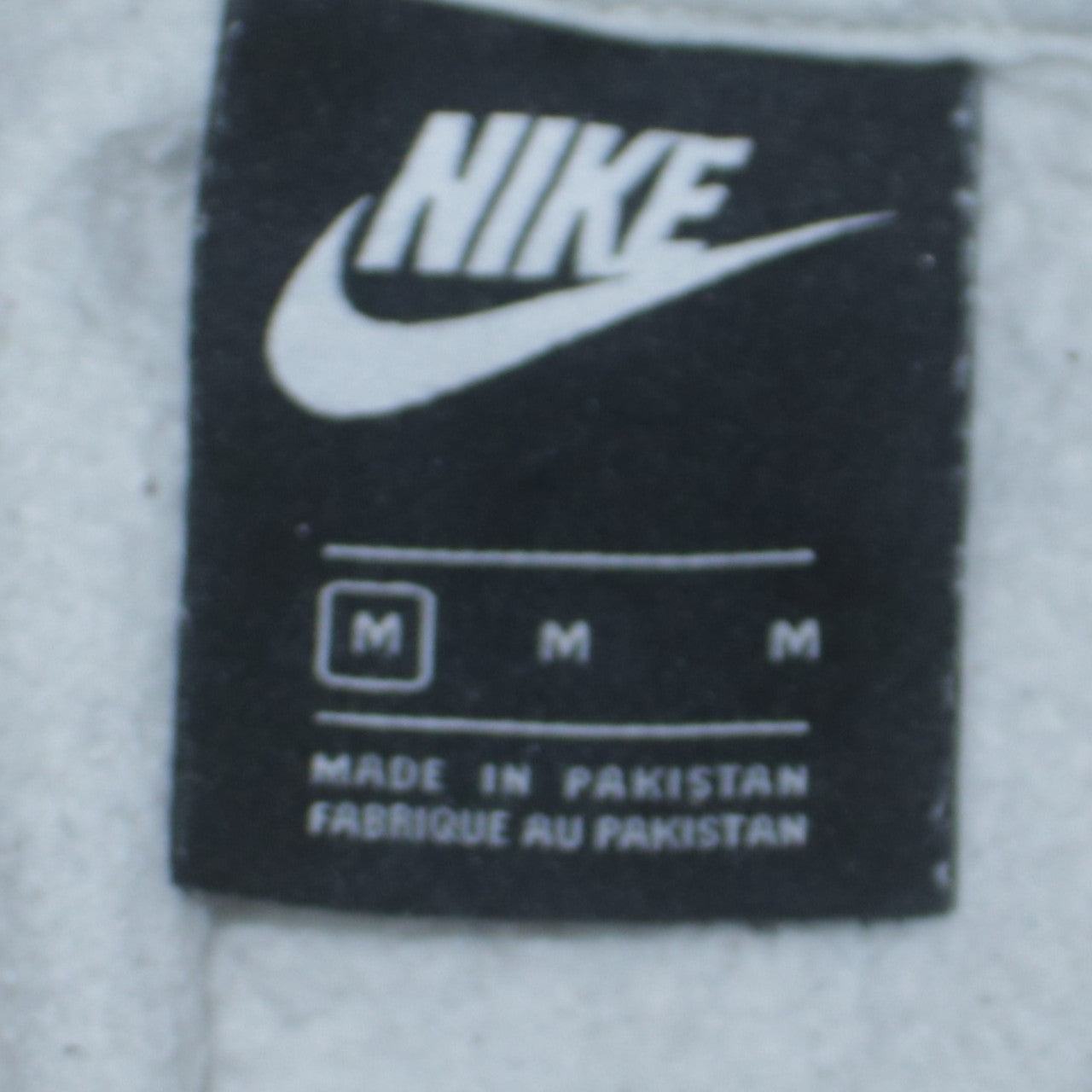 Nike Men's Grey Pullover Hoodie M Logo Sports Sweatshirt