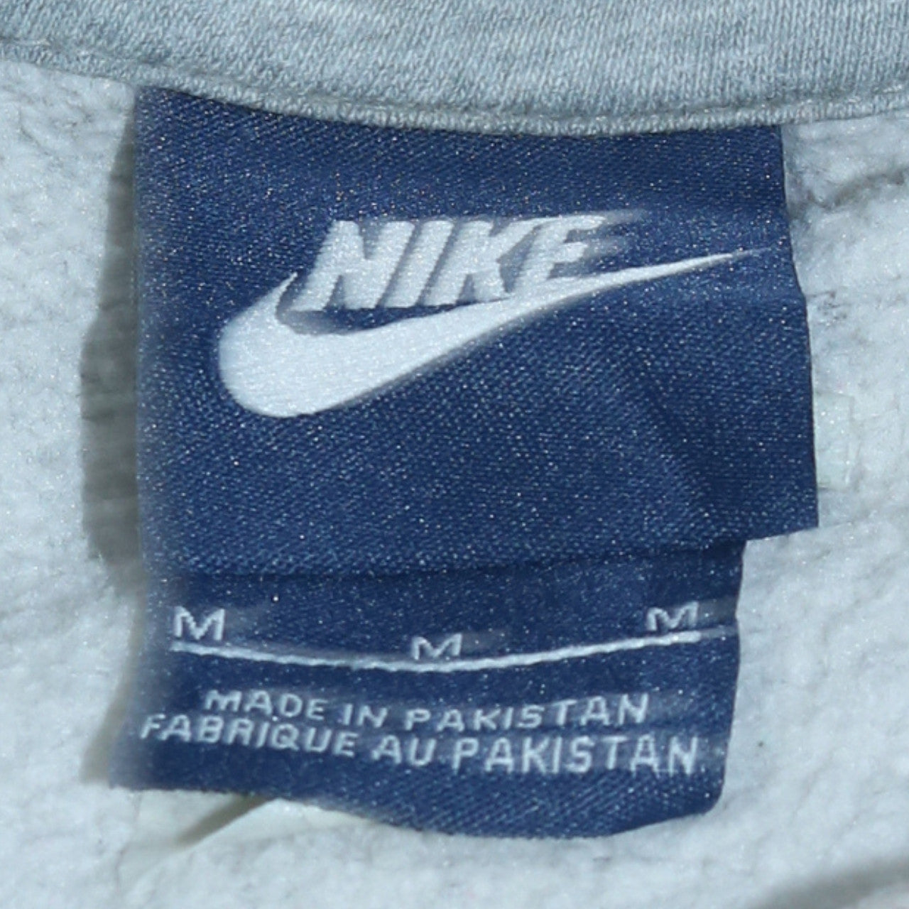 Nike Men's Grey Pullover Hoodie Size M Logo Sportswear