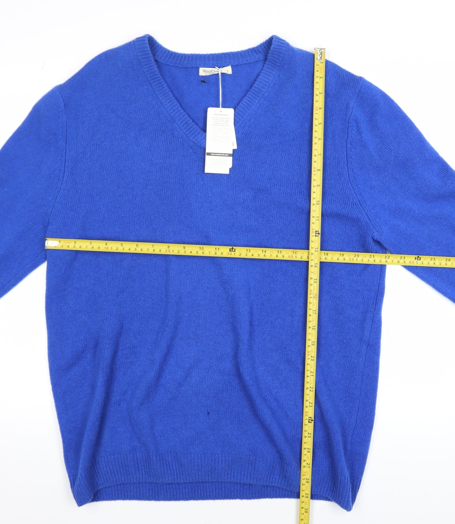 WoolOvers Men’s Blue V-Neck Lambswool Jumper L