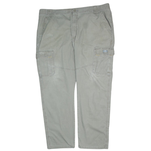 Wrangler Men's Beige Cargo Trousers 42W 32L Relaxed Fit Cotton