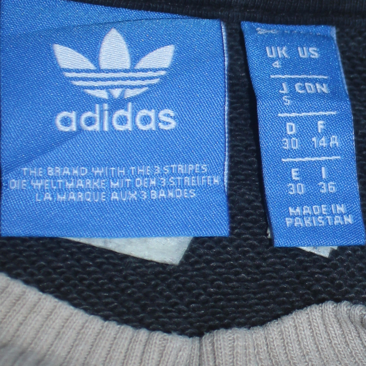 Adidas Women Beige & Black Colourblock Sweatshirt Size 4 Classic Fit