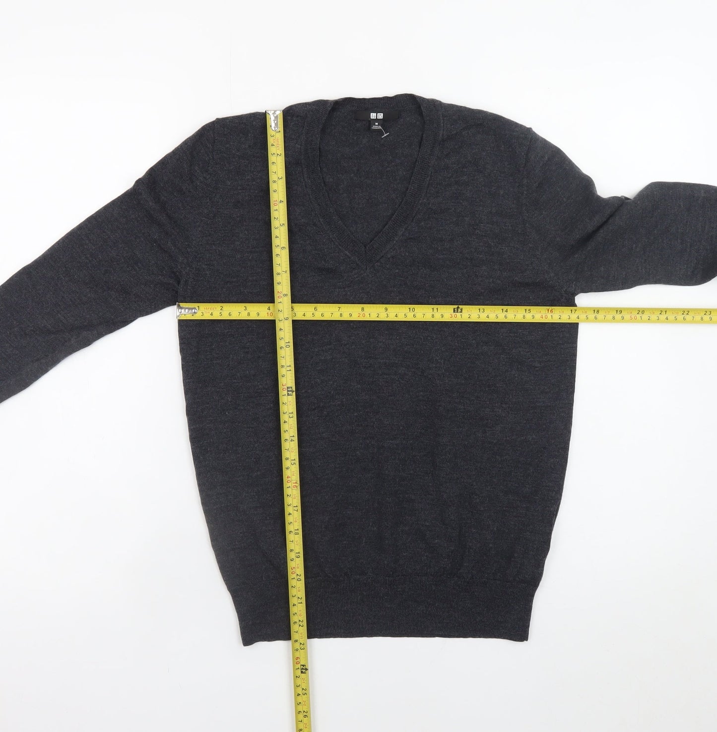 Uniqlo Women's Black Wool V-Neck Jumper M Long Sleeve Pullover
