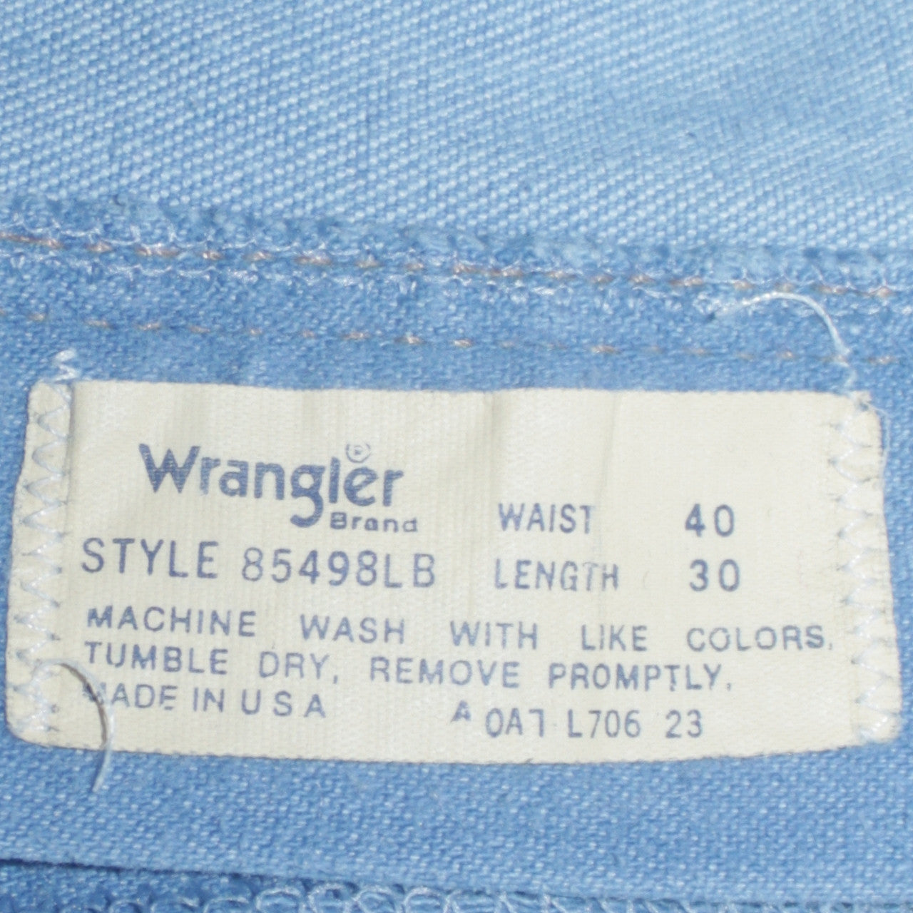 Wrangler Men's Blue Straight Denim Jeans 40W 30L Light Wash