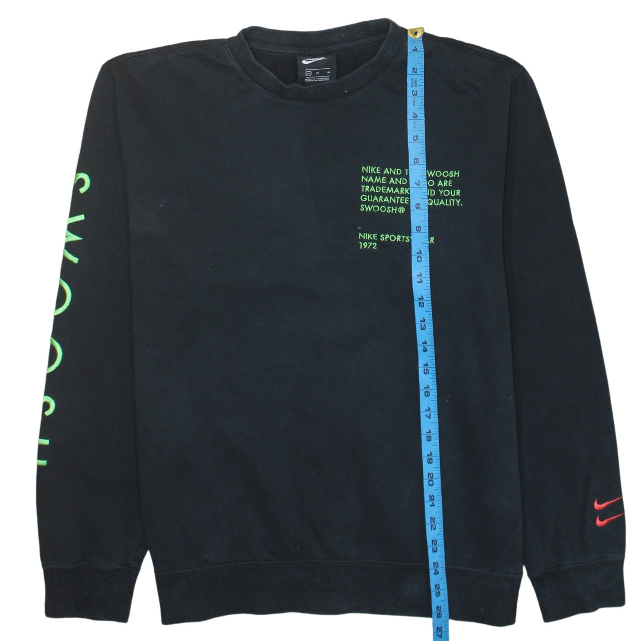 Nike Men's Black Medium Crew Neck Graphic Pullover Sweatshirt