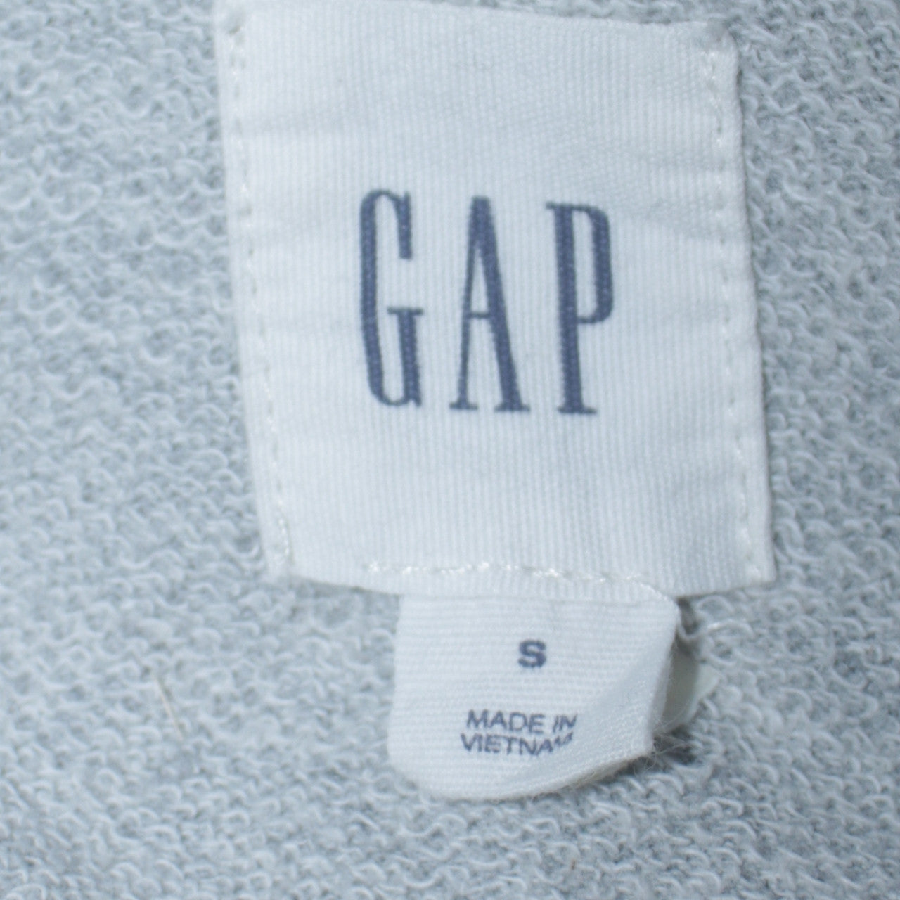 GAP Men’s Grey Pullover Hoodie Small Logo Sweatshirt