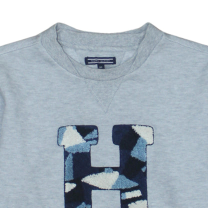 Additional view of Tommy Hilfiger boys’ grey pullover sweatshirt, size 164, crew neck logo