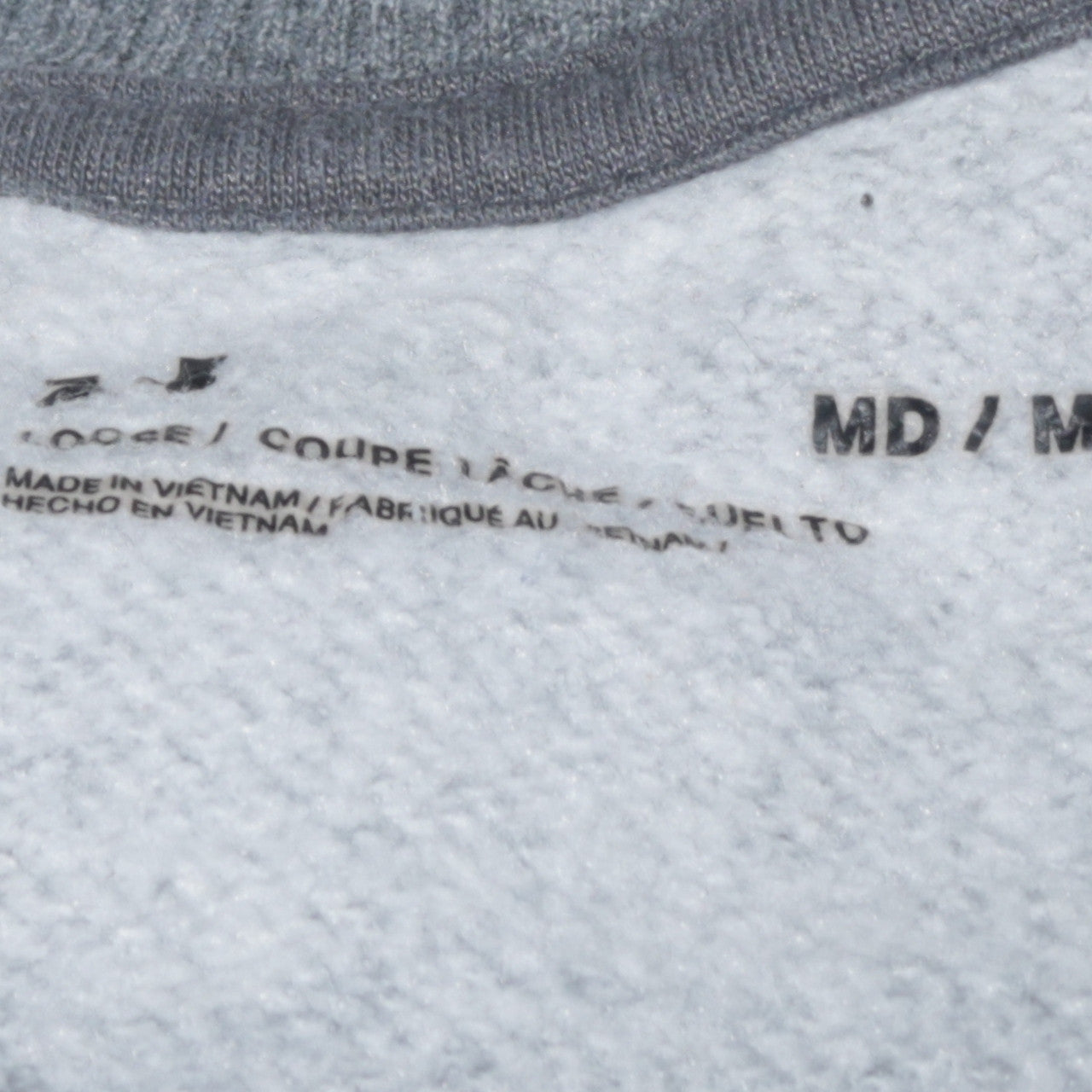 Under Armour Men's Grey Crew Neck Pullover Sweatshirt Size M