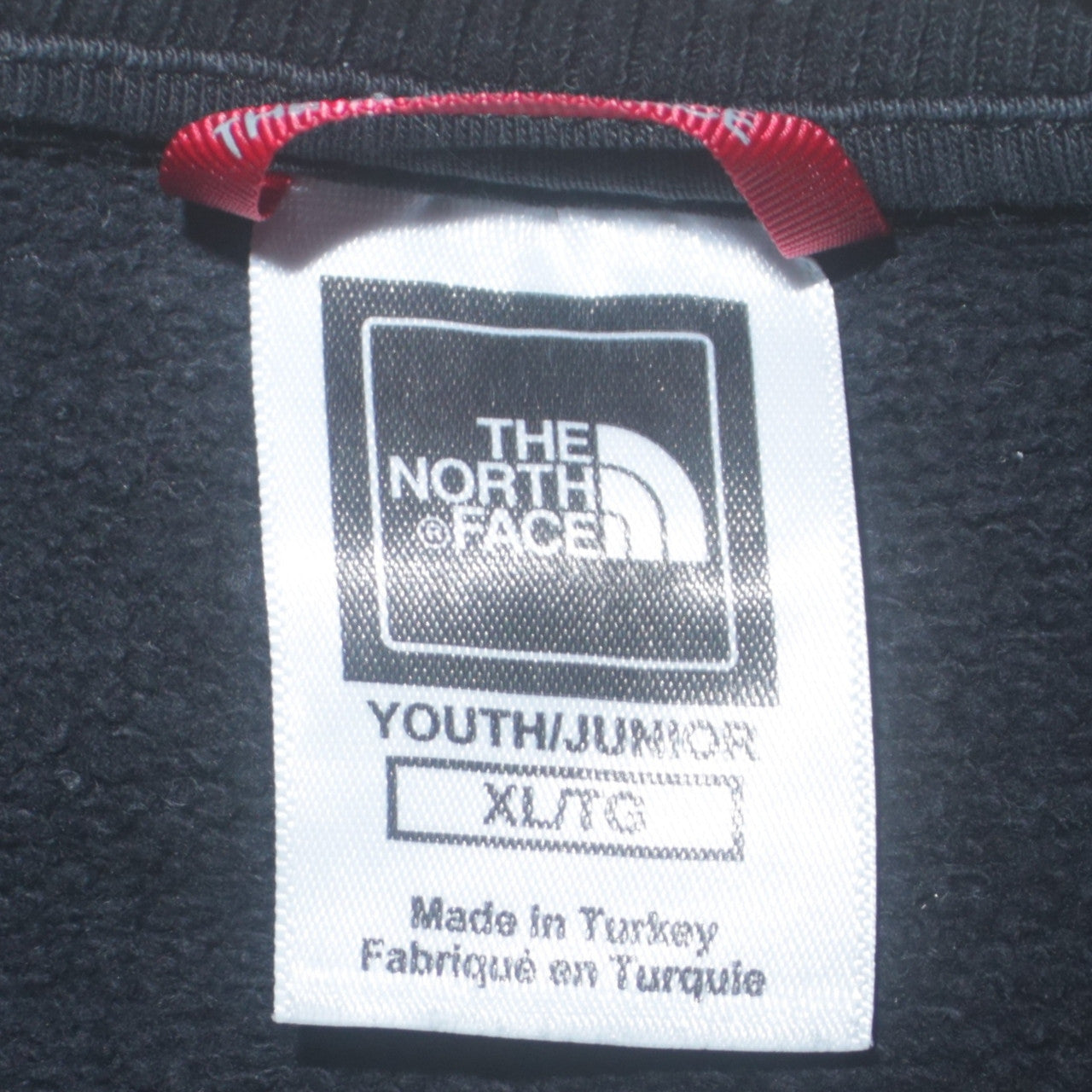The North Face Boys Black XL Pullover Crew Neck Graphic Sweatshirt