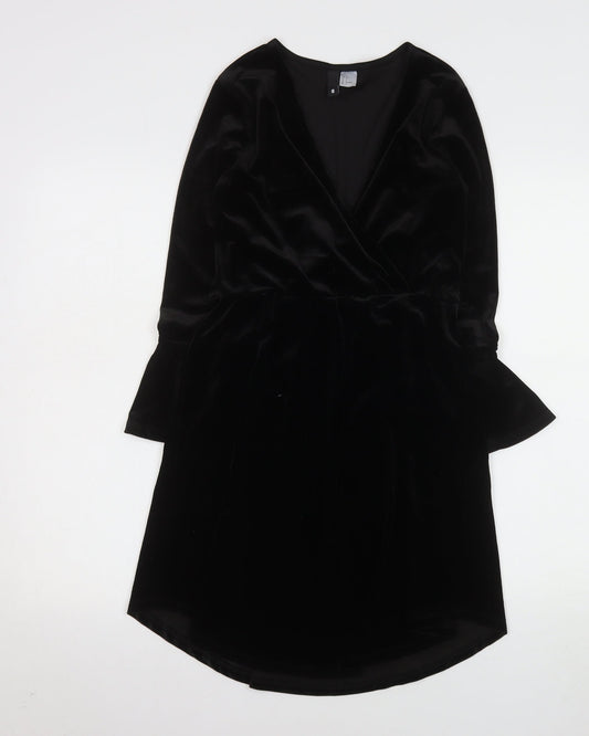 H&M Divided Women’s Black Velvet Wrap Dress Size 6