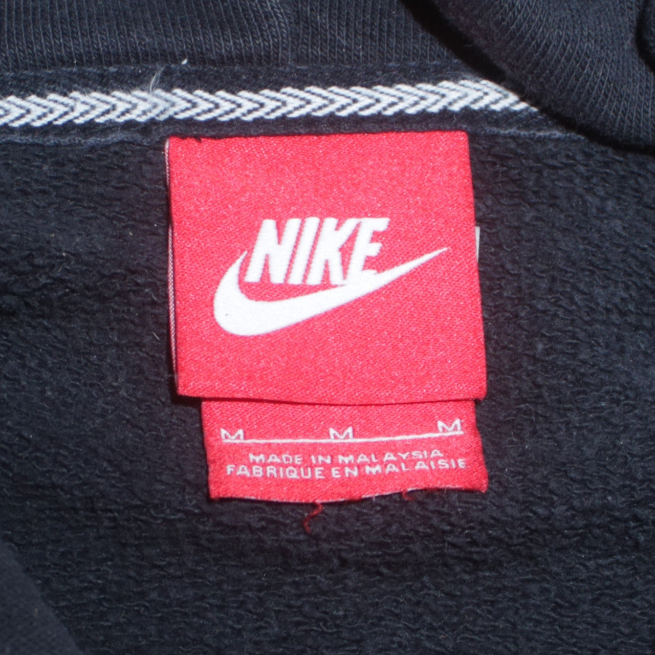 Nike Men's Black Medium Pullover Hoodie Just Do It Graphic Sportswear