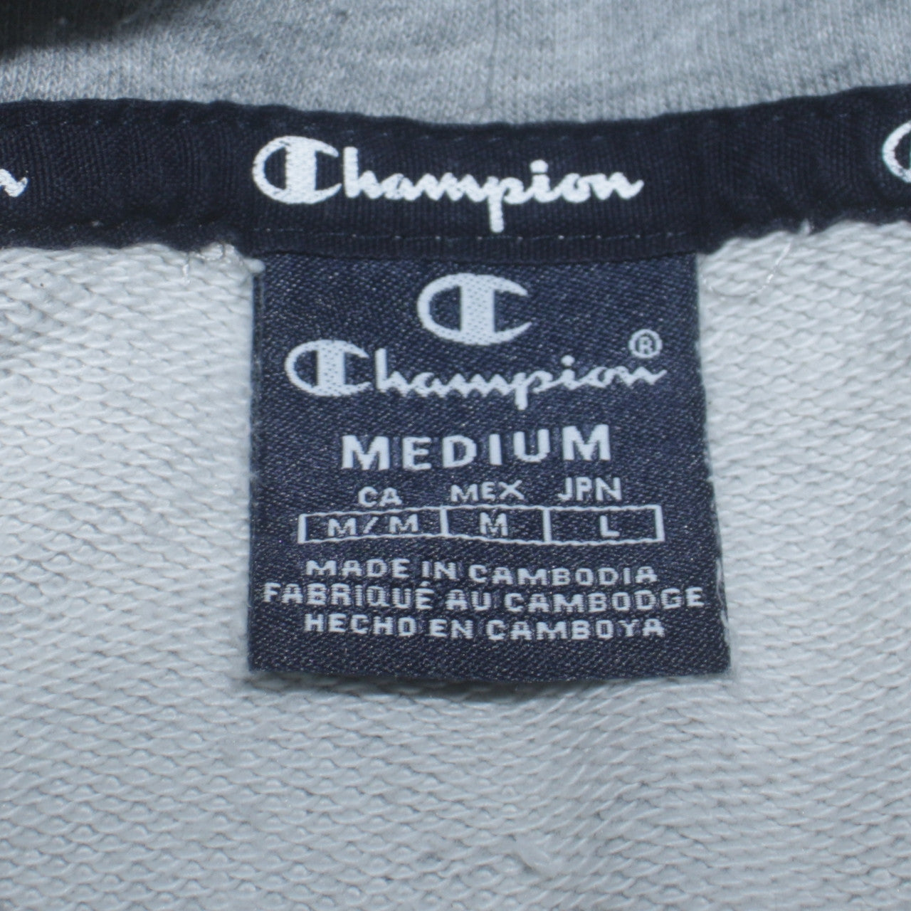 Champion Men’s Grey Pullover Hoodie Medium Logo Fleece Sweatshirt
