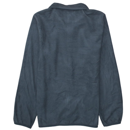 Brand and care label for The North Face boys’ black fleece full zip jacket, size M