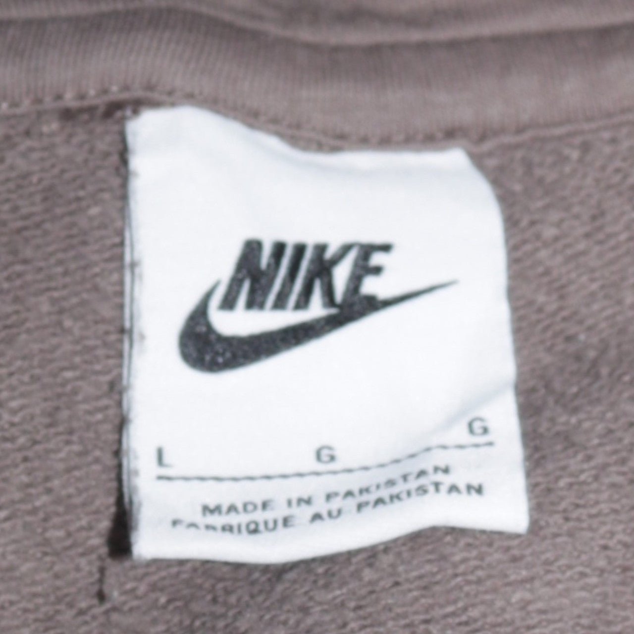 Nike Men's Grey Pullover Hoodie L Regular Fit All Seasons