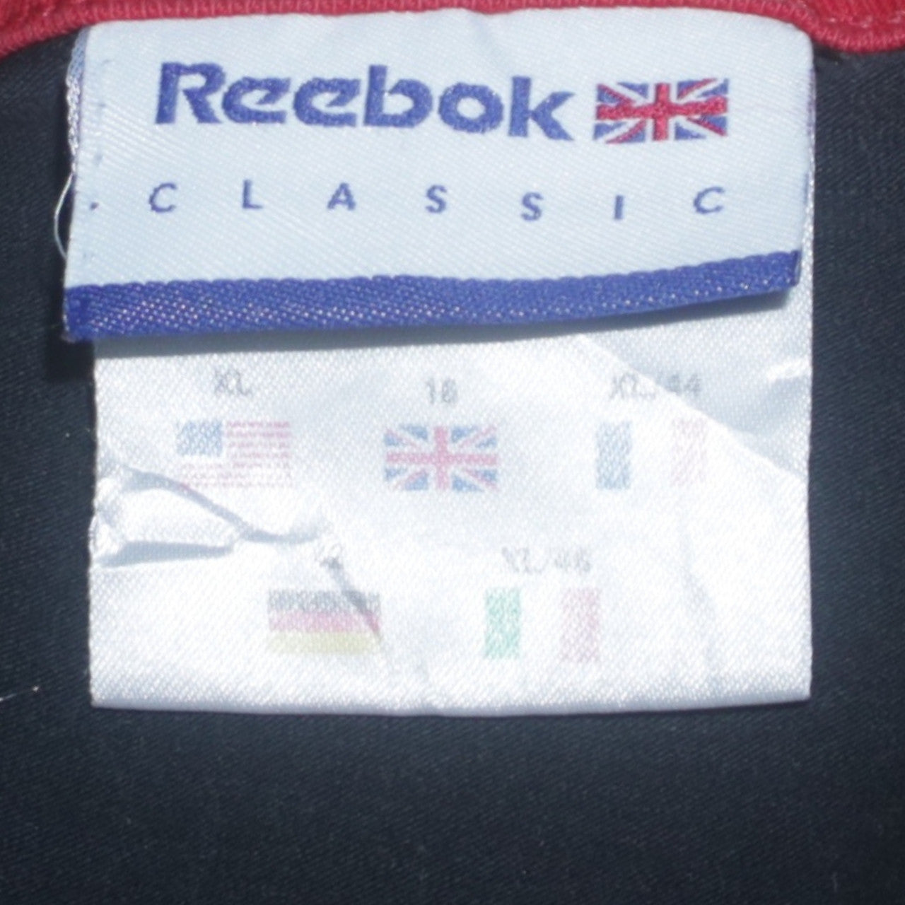 Reebok Womens Black Red V-Neck Long Sleeve Cotton Sports Top Size 18