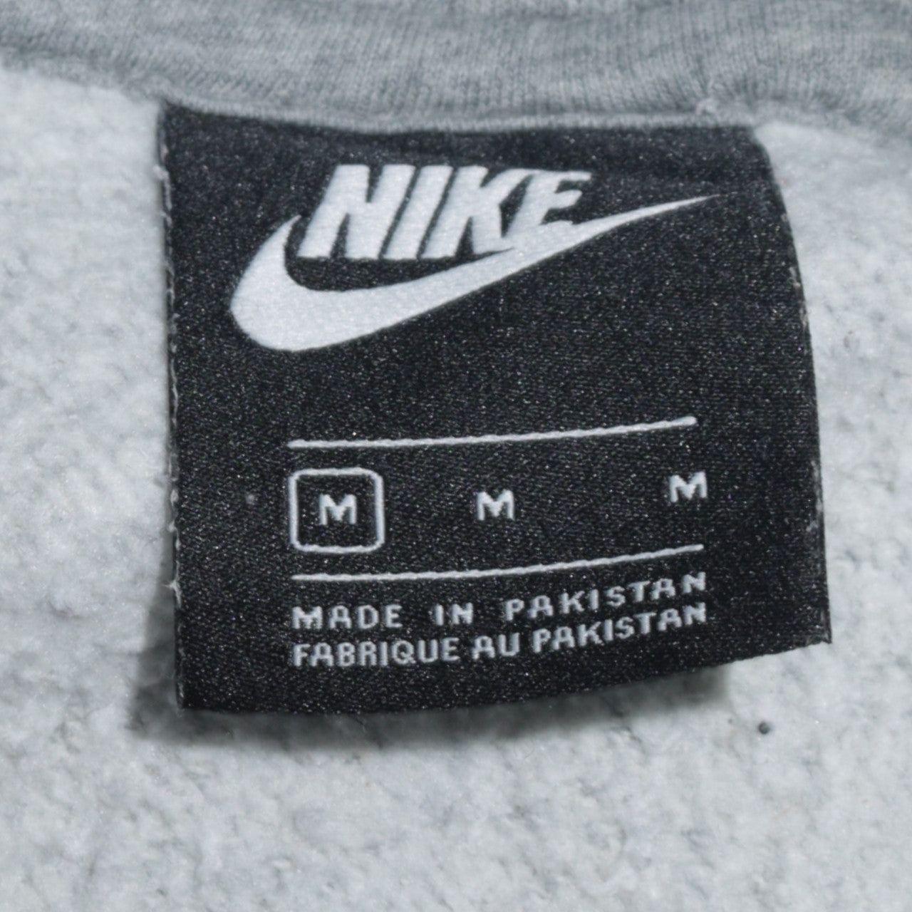 Nike Women’s Grey Pullover Hoodie Medium Cotton Blend Warm Sweatshirt