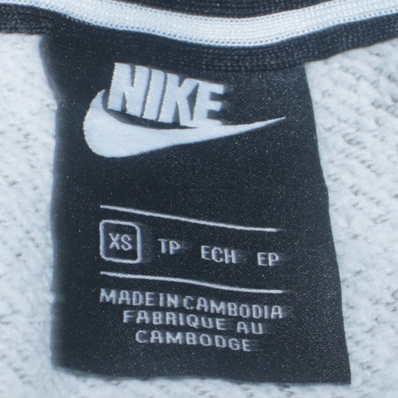 Nike Men's Green XS Pullover Hoodie with Logo Graphic Print