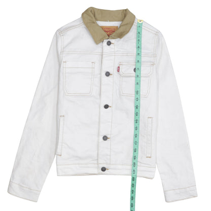 Back view of Levi’s boys’ white cotton basic jacket, size 14, years collared denim style