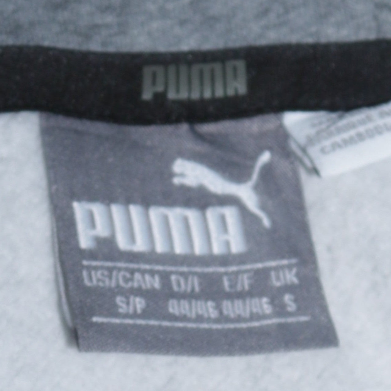 Puma Men’s Grey Pullover Hoodie Small Regular Fit Fleece Sweatshirt