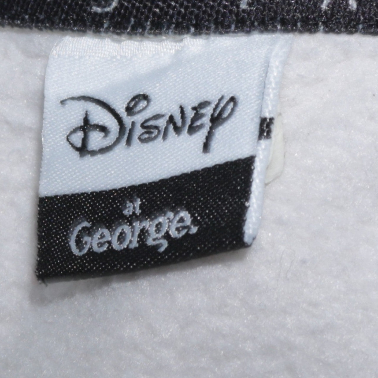 Disney at George Women White Christmas Mickey Sweatshirt Size L 16-18