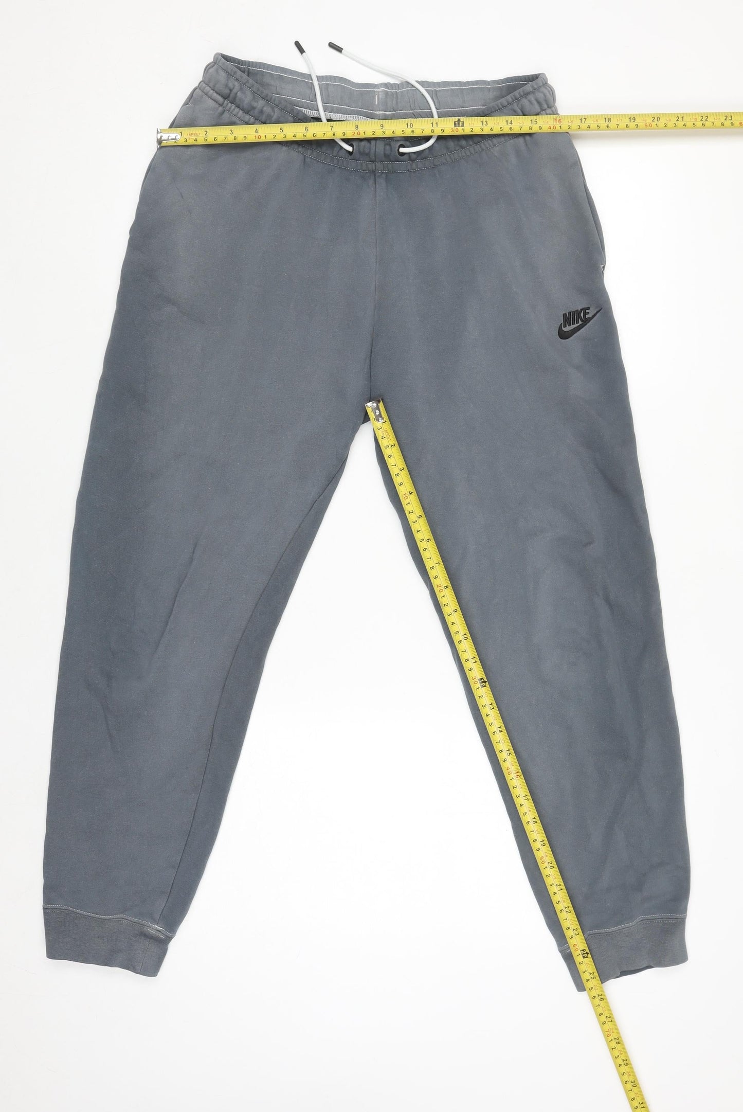 Nike Men's Grey Cotton Fleece Joggers M Regular Fit
