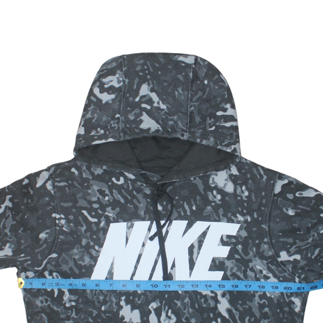 Nike Men’s Black Camo Pullover Hoodie Small Sportswear Fleece