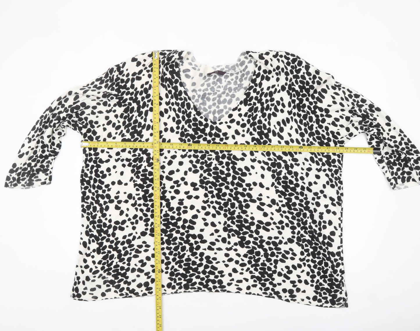 Evans Women’s Black Animal Print V-Neck Plus Size Pullover Jumper 26/28