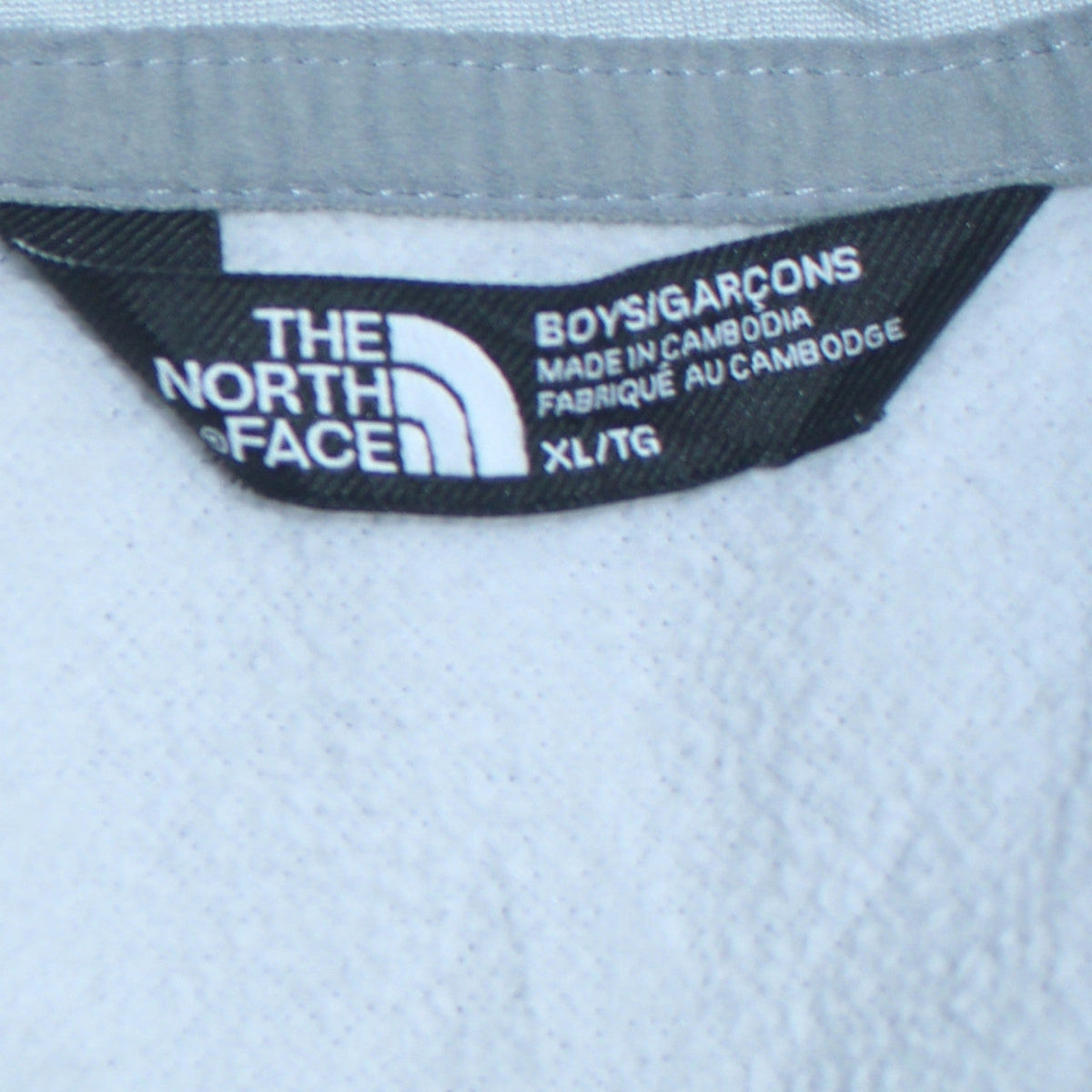 The North Face Boys Grey XL Pullover Fleece Hoodie with Logo and Zip
