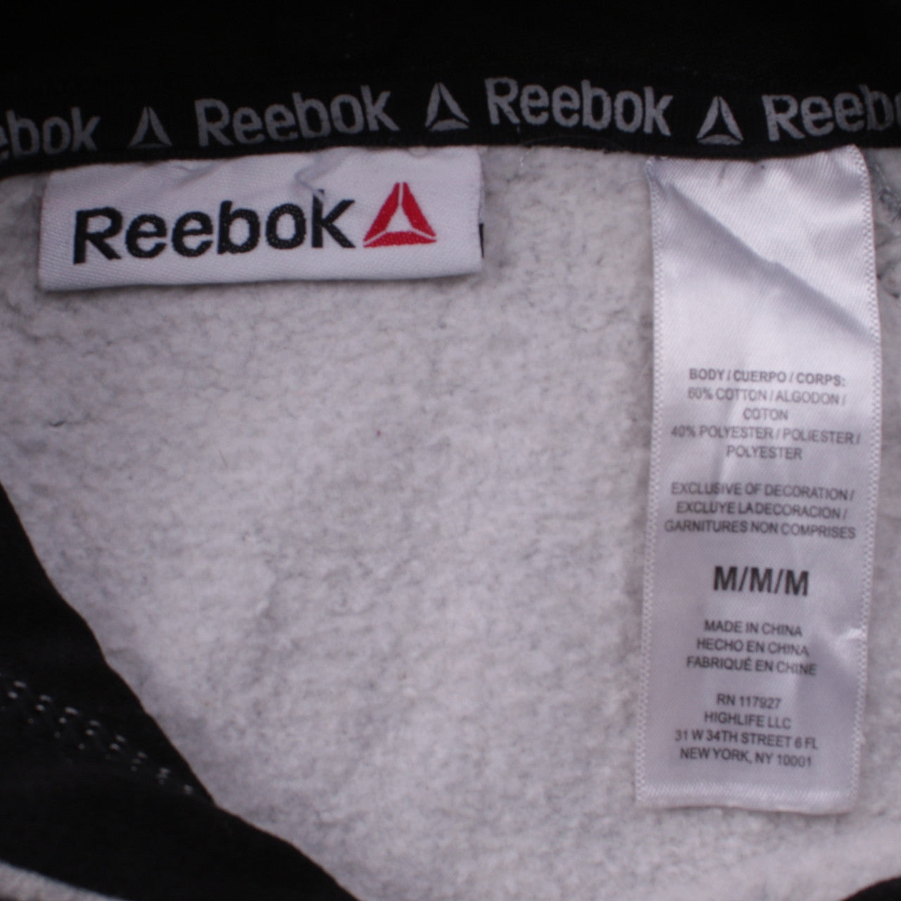 Reebok Men’s Grey Pullover Hoodie Medium Athletic Fleece Sweatshirt