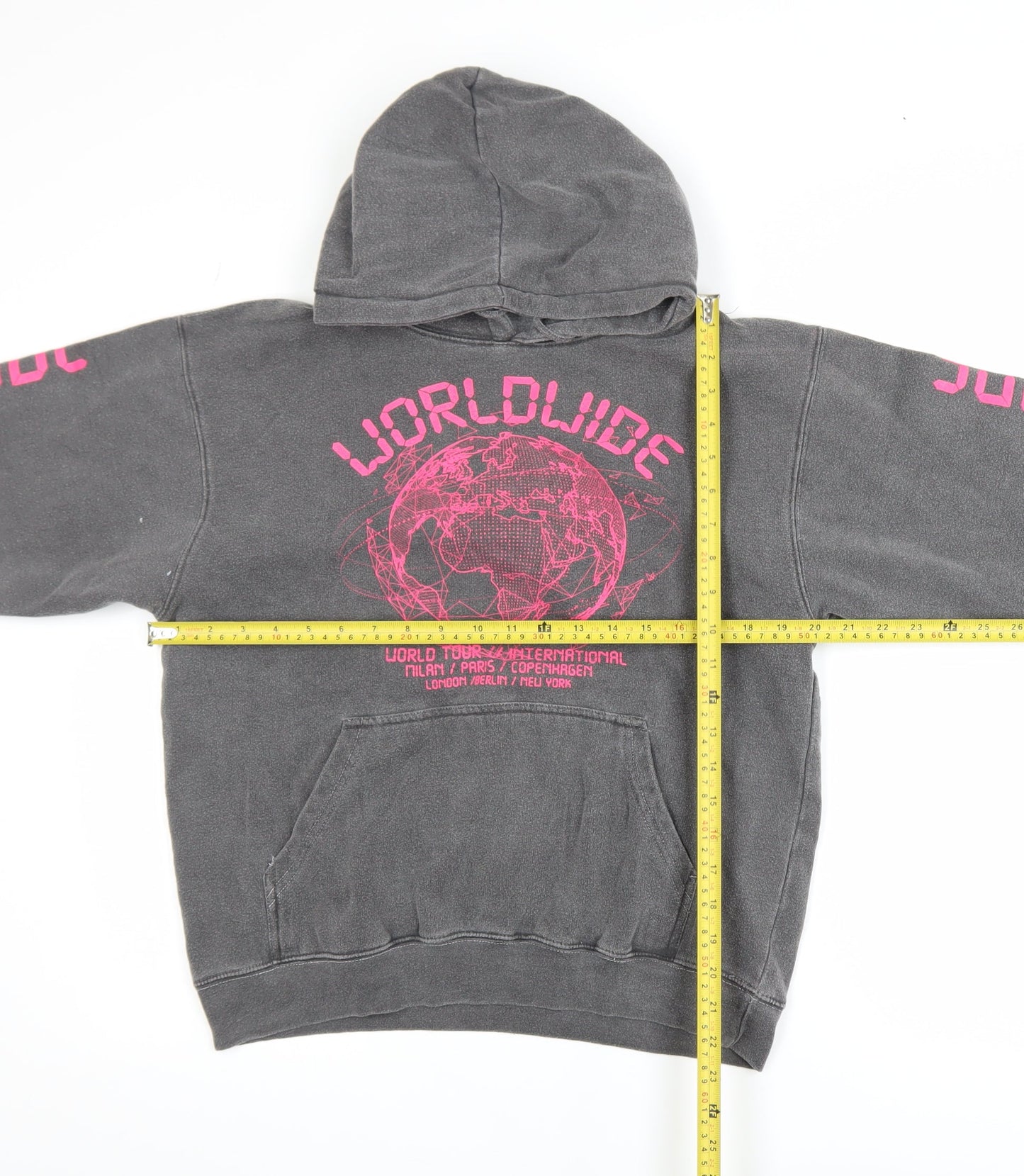 PrettyLittleThing Women’s Grey Worldwide Print Pullover Hoodie Size S