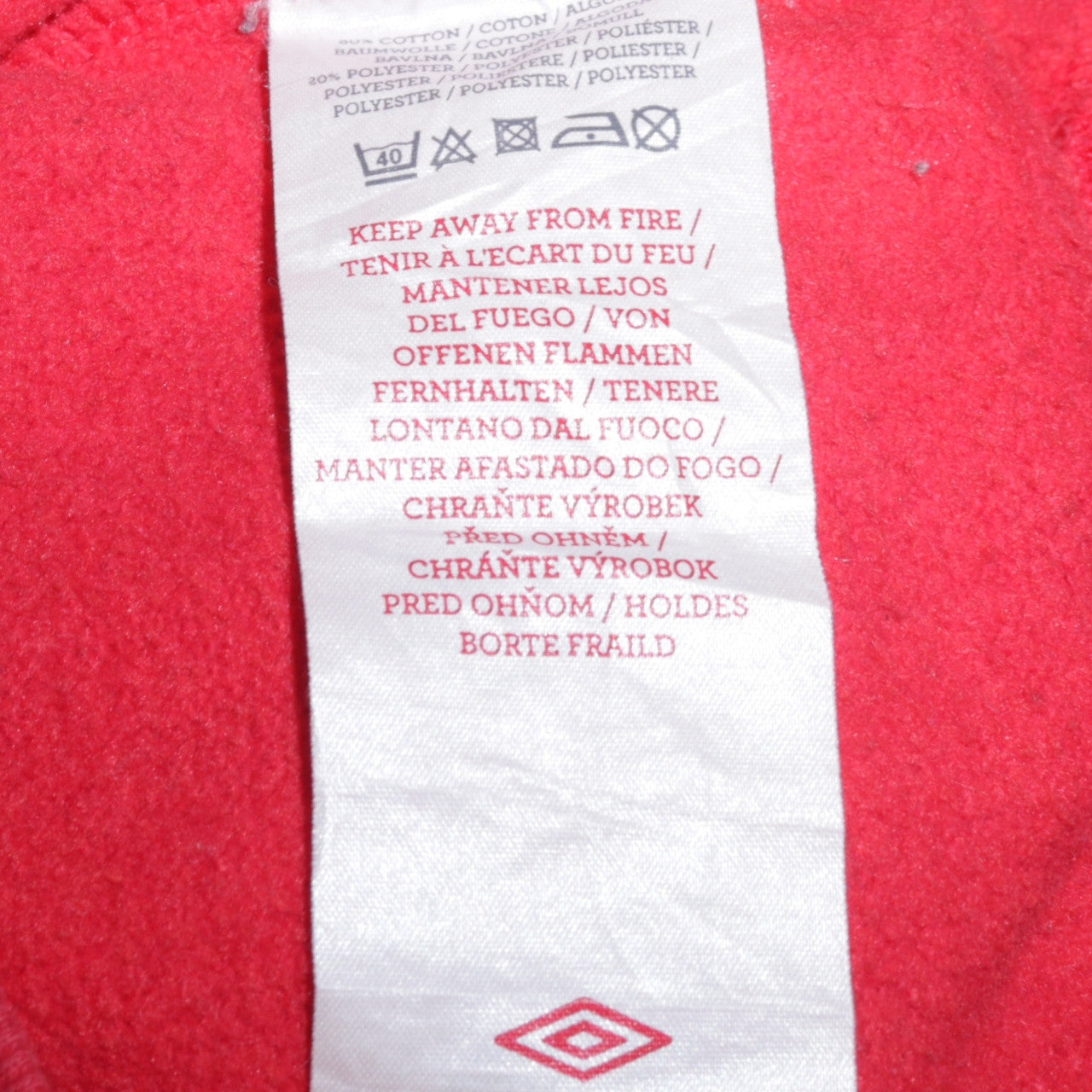 Umbro Men’s Red Full Zip Hoodie Size M Sportswear Classic