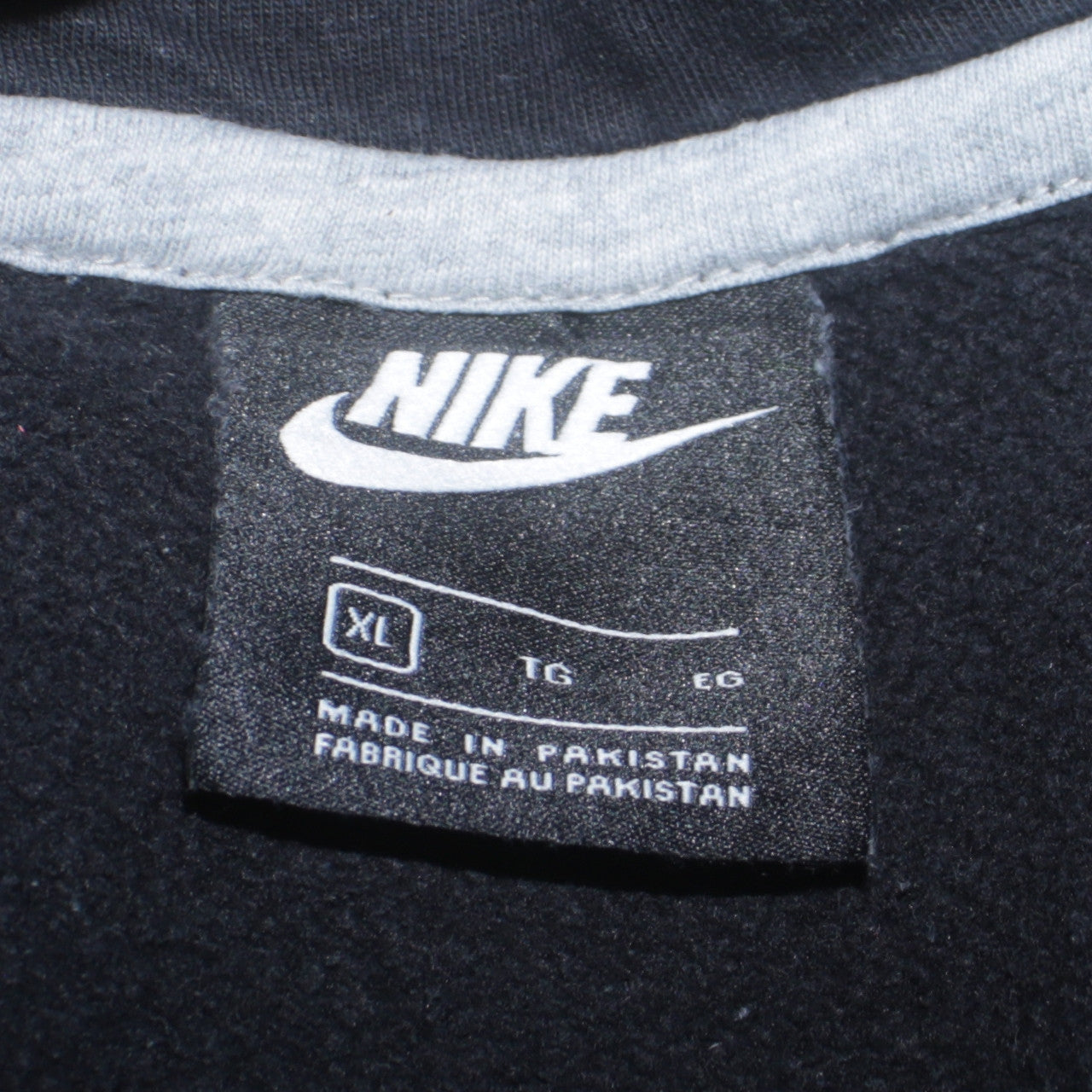 Nike Mens Black XL Pullover Hoodie Fleece Sweatshirt