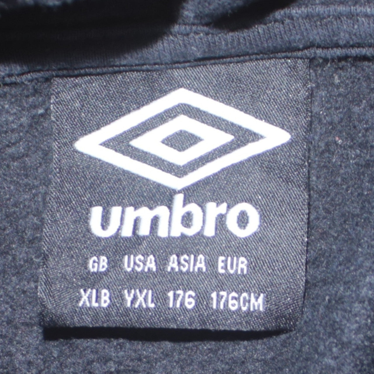 Umbro Boys Black Pullover Hoodie XLB 176cm Logo Print Cotton Blend