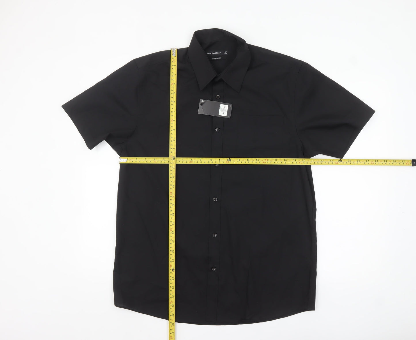 Cedar Wood State Men’s Black 16in Regular Fit Short Sleeve Shirt