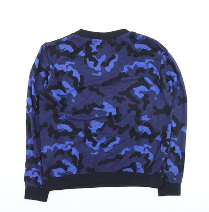 Close-up detail of Baum und Pferdgarten Women's Blue Camo jumper, size M
