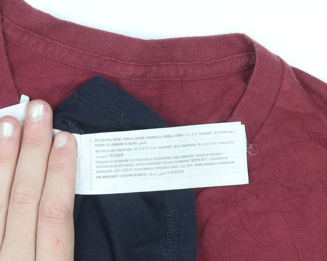 Hollister Men's Red and Navy Striped V-Neck T-Shirt L