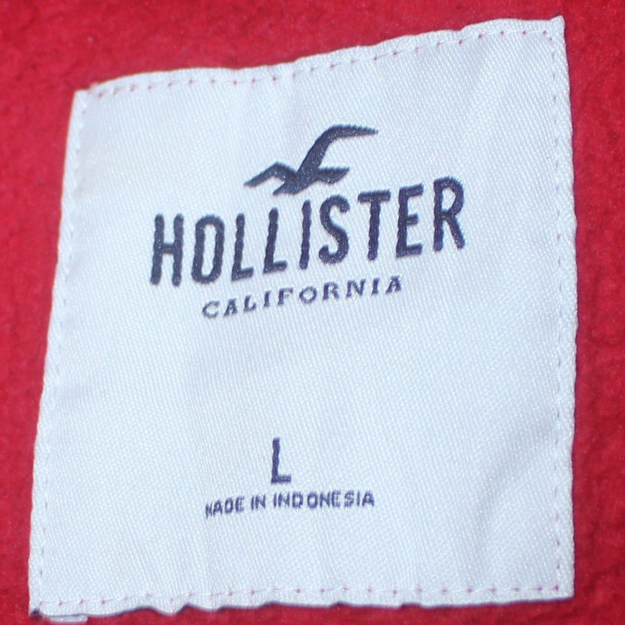 Hollister Men’s Red Pullover Hoodie L Fleece Logo Sweatshirt