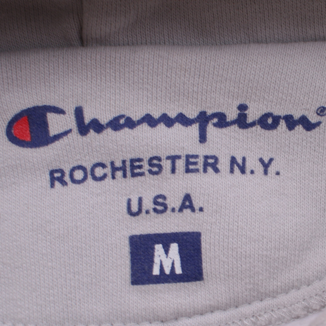 Champion Men's White Pullover Hoodie Medium Embroidered Logo