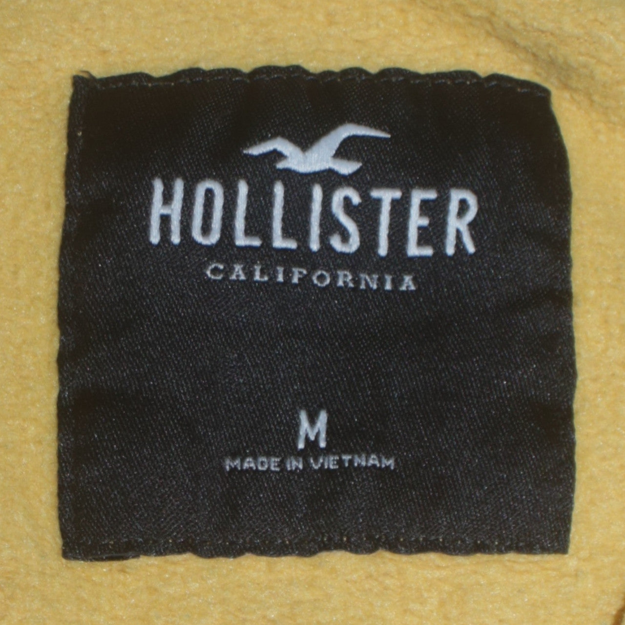Hollister Women Yellow Crew Neck Pullover Sweatshirt M