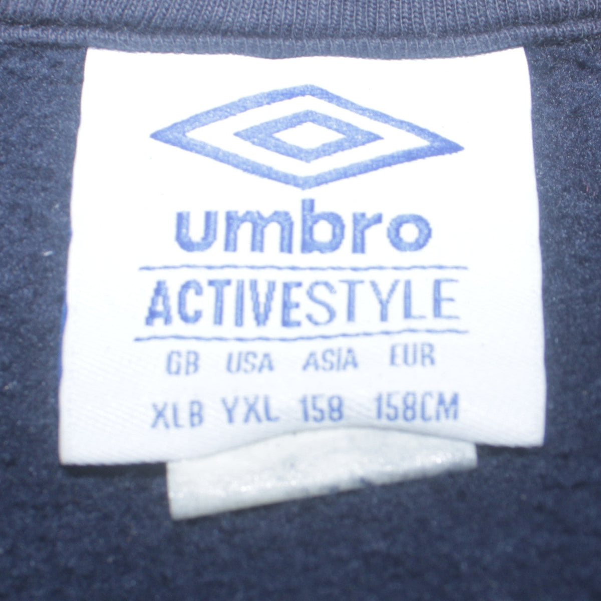 Umbro Boys Navy Blue Crew Neck Sweatshirt Size 158cm Cotton Blend