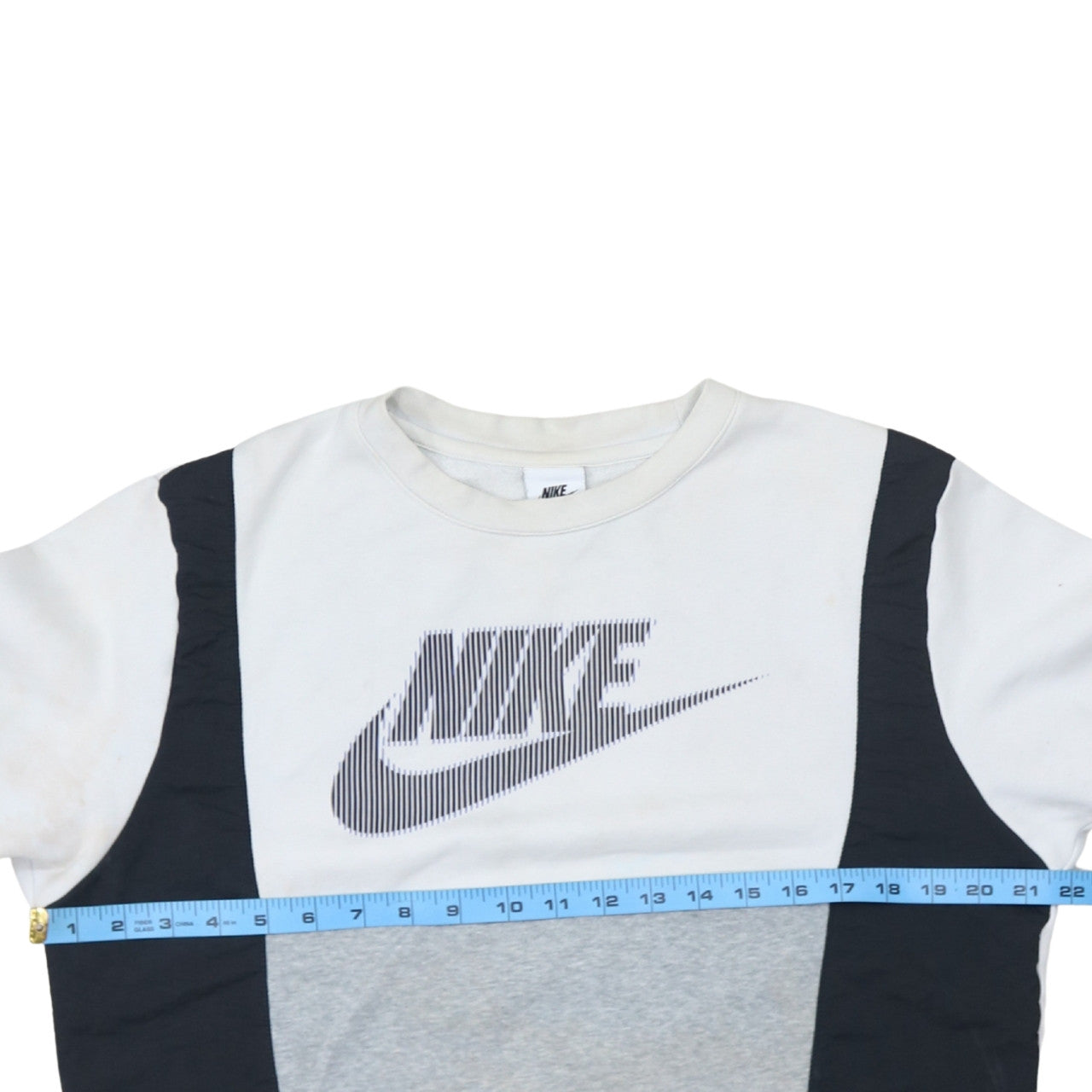Nike Men's White Graphic Logo Pullover Sweatshirt Size S
