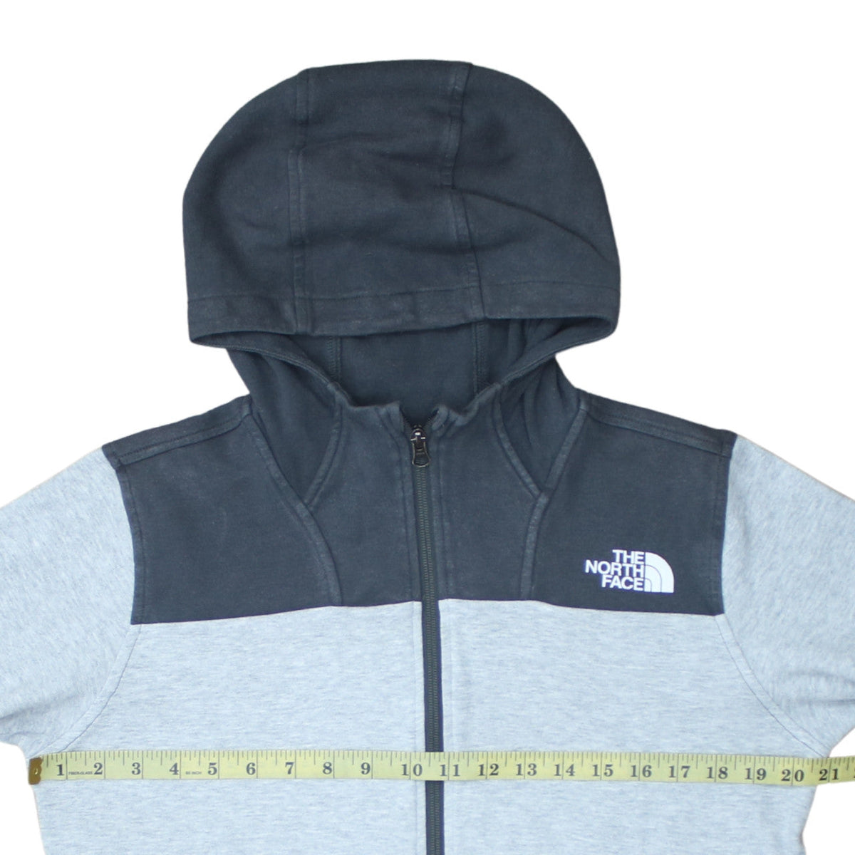The North Face Boys Grey Colourblock Half Zip Hoodie XL