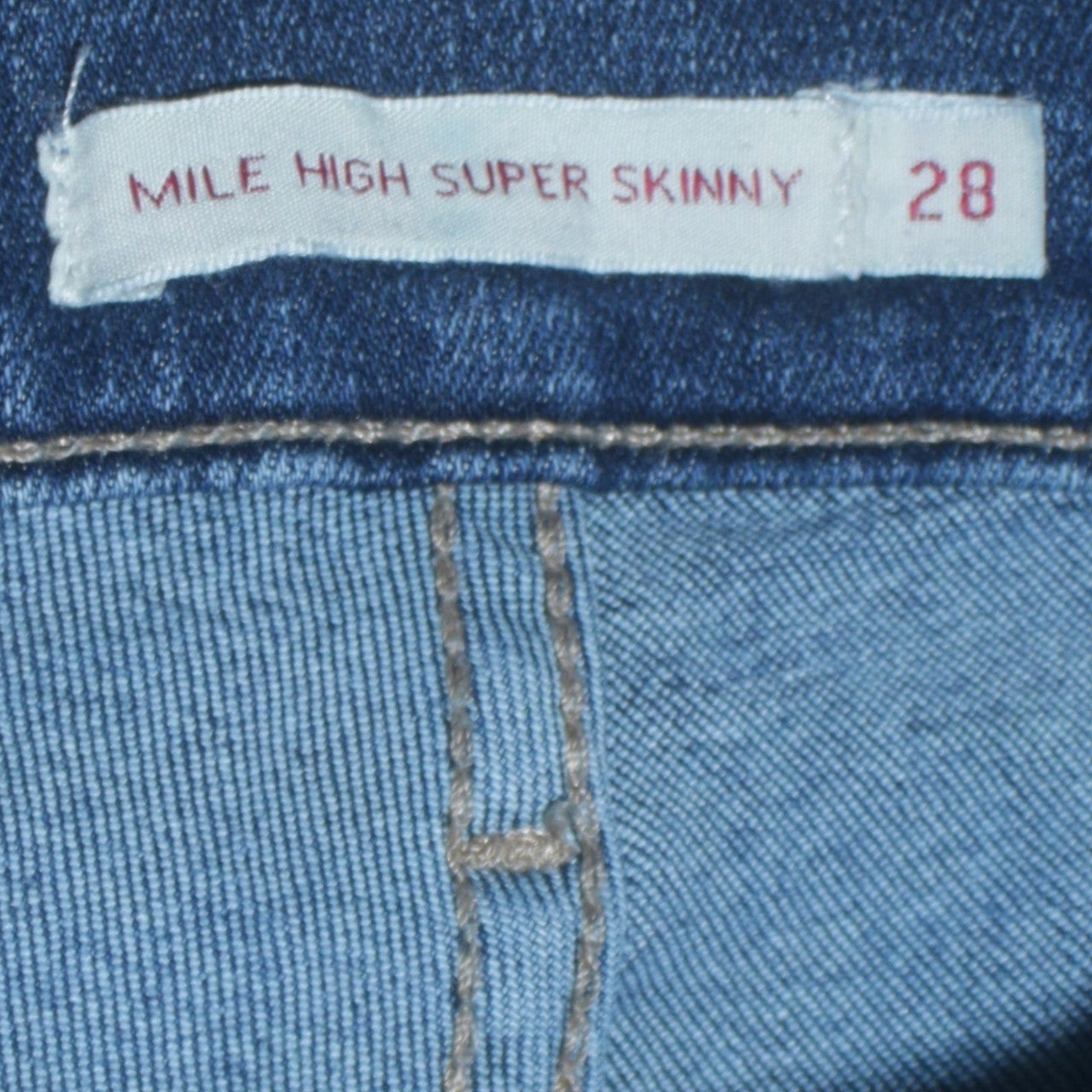 Levi's Women's Blue High Rise Mile High Super Skinny Jeans Size 28