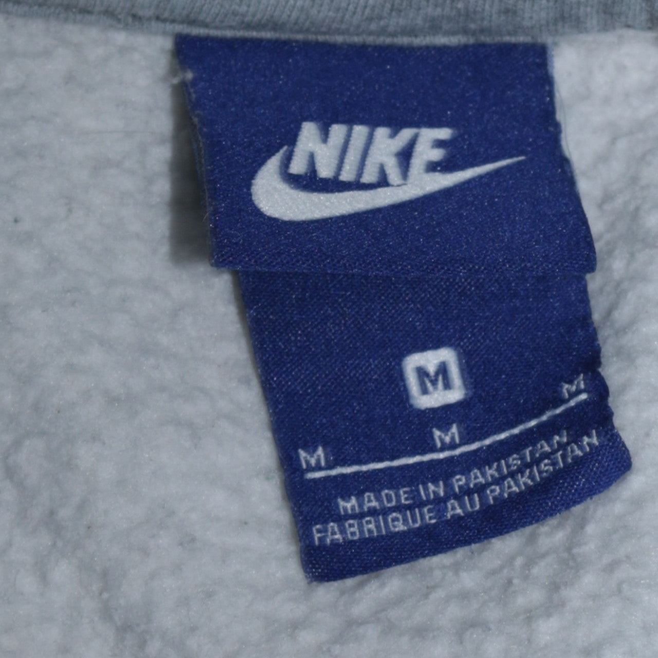 Nike Men's Grey Pullover Sweatshirt M Crew Neck Fleece Regular Fit