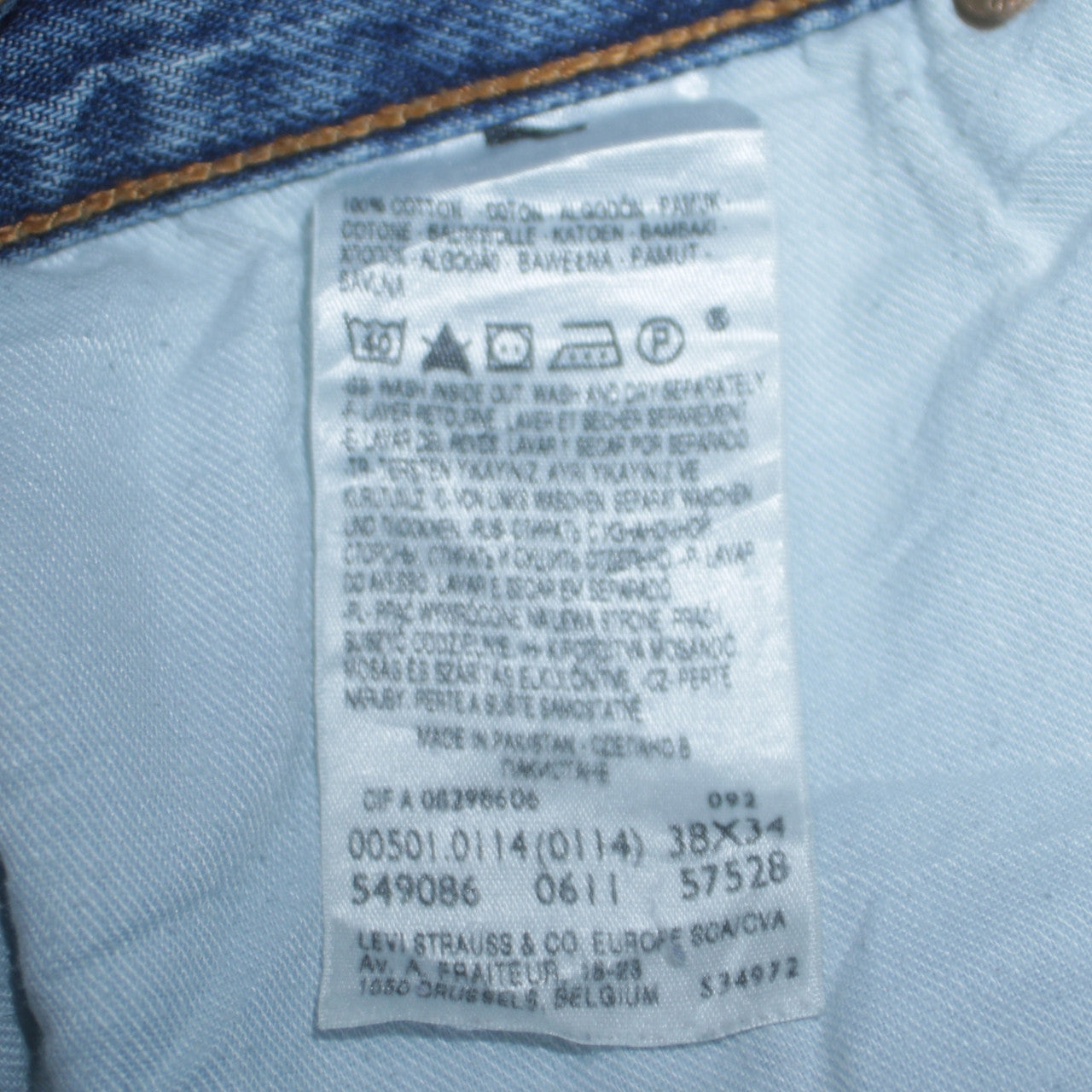 Levi's 501 Men's Blue Denim Shorts Size L 38in Regular Fit