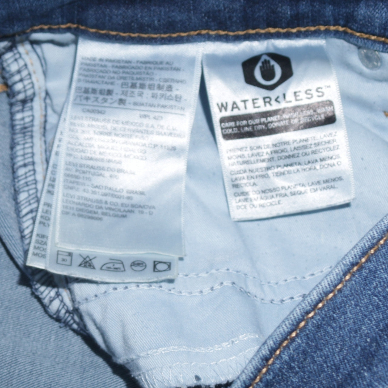 Levi's Women's Blue 310 Shaping Super Skinny Jeans Size 27